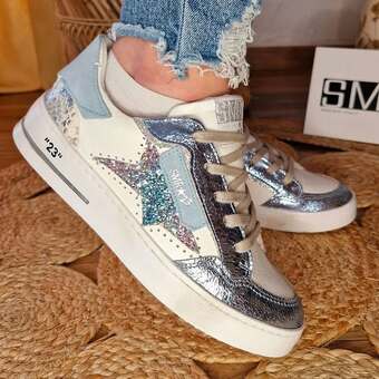 🚨 Nouvelle collection 🚨

☀️Printemps/Été 2023 🌈

Modèle ALE - 9543

Parce que je les aime passionnément, qu'elles sont ultra tendance et surtout confort, j'ai eu la folle envie de vous proposer à nouveau sur mon e-shop 5 modèles de baskets Semerdjian !

Prête à faire briller vos pieds de mille feux?

Rendez-vous sur www.blackbyss-creations.fr
Lien dans ma bio ⬆️
Ou en MP

 @semerdjianchaussures

---‐----‐-----------------
➡️ Livraison gratuite (Colissimo/Mondial Relais)
➡️ Paiement sécurisé 

🧿 Revendeuse officielle SMR23

#smr23 #semerdjian #sneakers #sneakersaddict #mode #fuveau #fuveaumonvillage #gardanne #rousset #trets #meyreuil #aixmaville #aixenprovence #marseille #ootd #kotd #sneakerhead #sneakerfiles